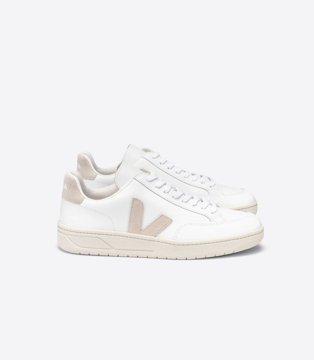 Veja Sneakers Barbati - V-12 Piele - Albi - 5461309-JX